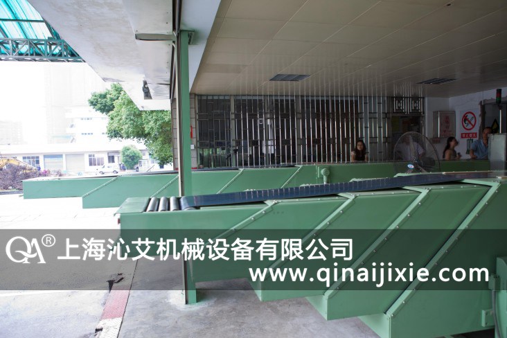 香煙后包裝生產(chǎn)線伸縮皮帶機輸送設(shè)備 香煙后包裝生產(chǎn)線伸縮皮帶機輸送設(shè)備